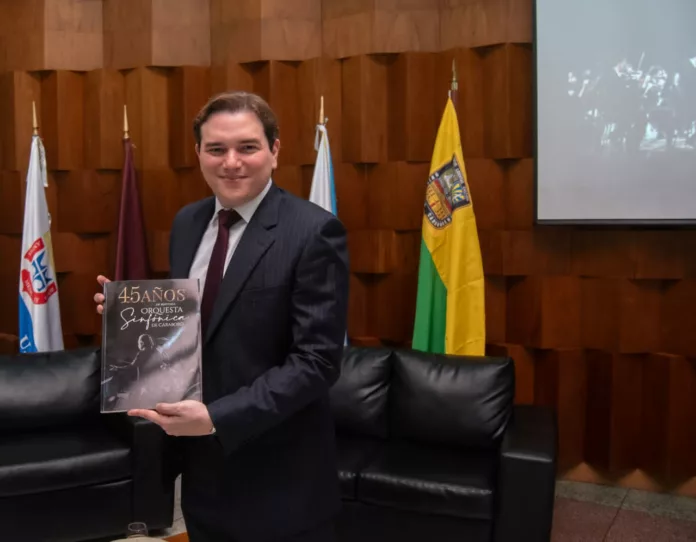 Orquesta Sinfónica de Carabobo presentó libro para resaltar sus primeros 45 años de historia