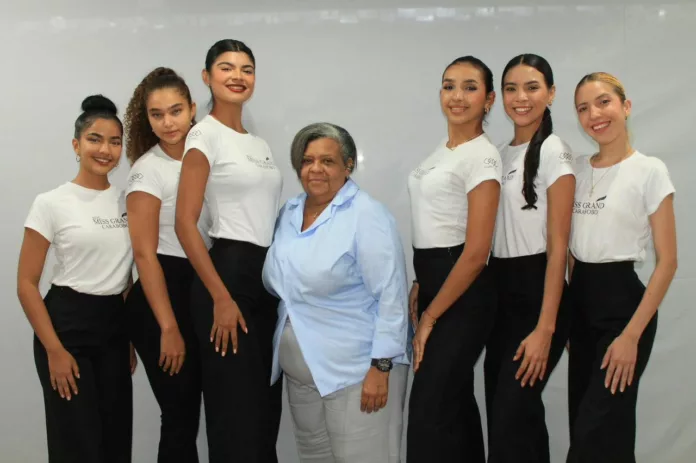 Yoleida Martínez: La diseñadora oficial del Miss Grand Carabobo 2025