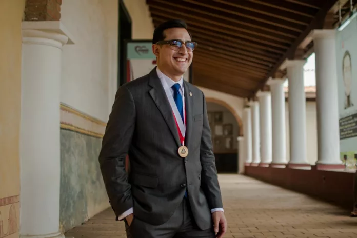 Academia de la Historia de Carabobo suma a sus miembros al joven Jorge Leonardo Aroca como individuo número